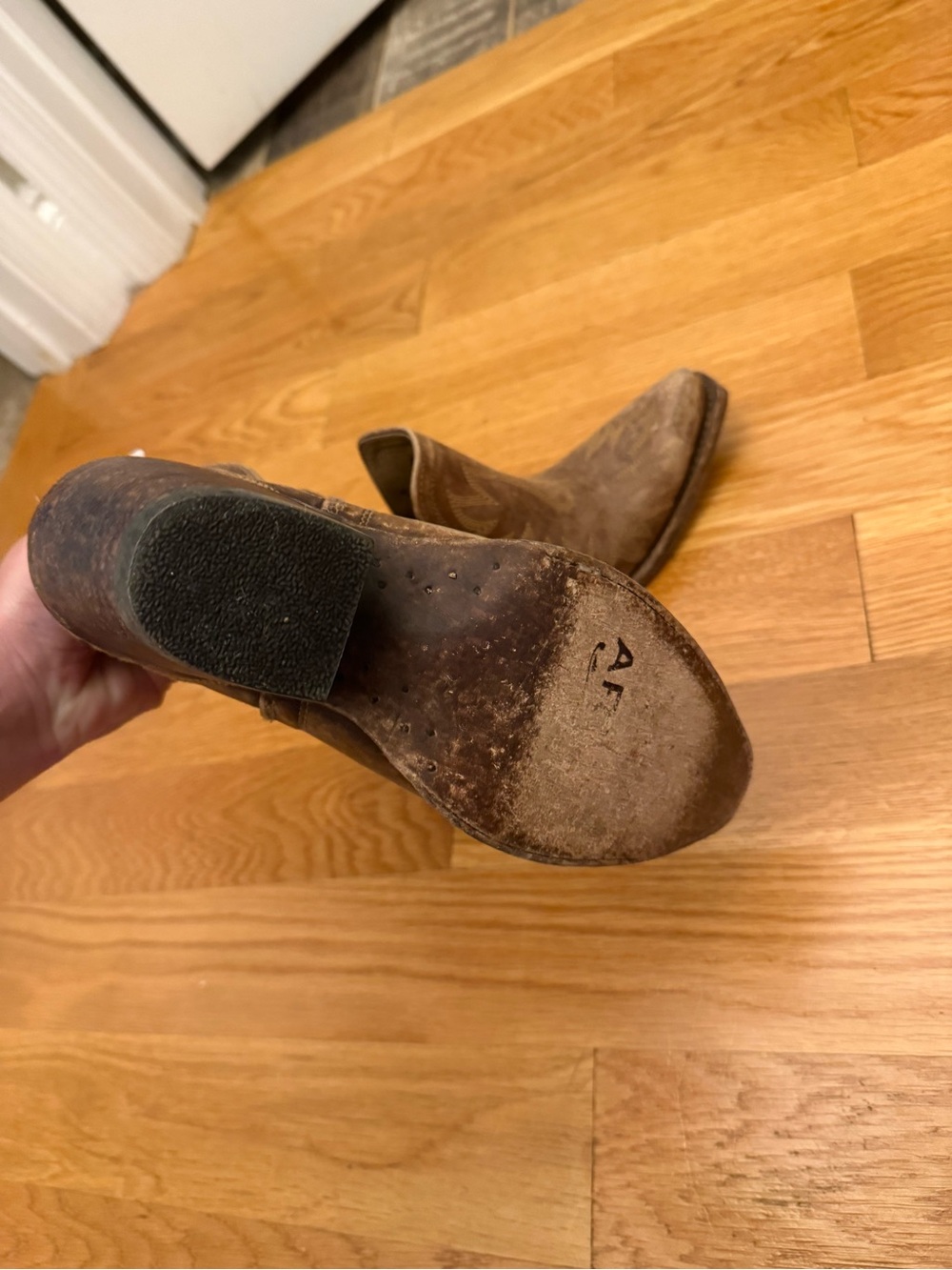 Ariat Brown Western Cutout Embroidered Ankle Booties - Picture 5 of 5